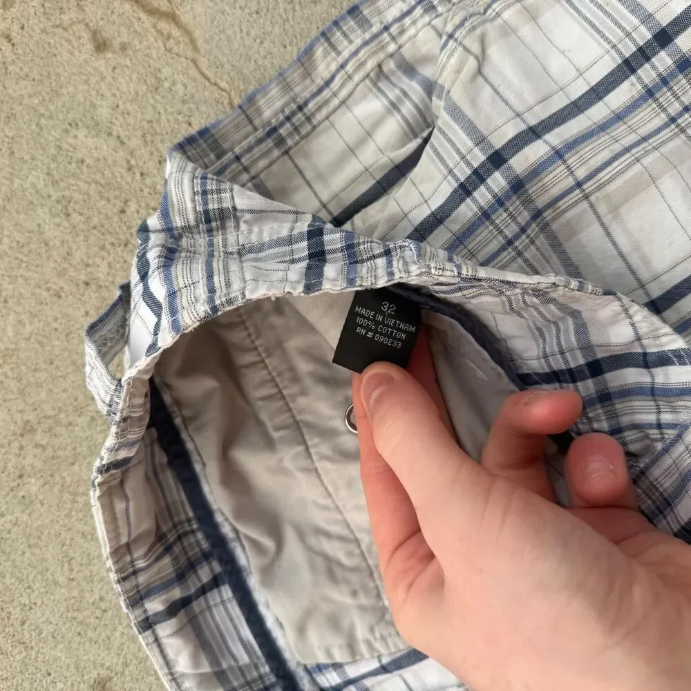 Early 2000’s Y2K Vura Striped Shorts Size 32